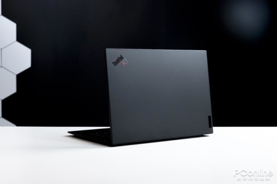 商务本联想ThinkPad X1 Carbon