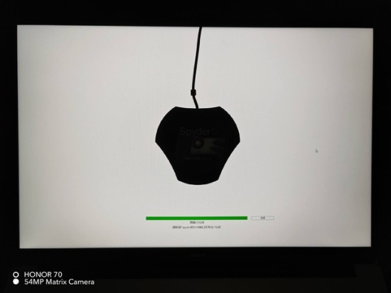 荣耀MagicBook X 16 2022的屏幕测试