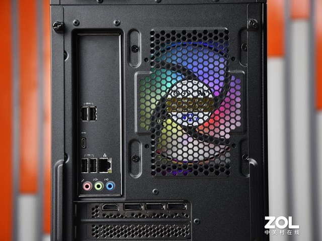 向下一世代前进！联想拯救者刃7000P游戏主机评测 